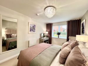 Bedroom- click for photo gallery